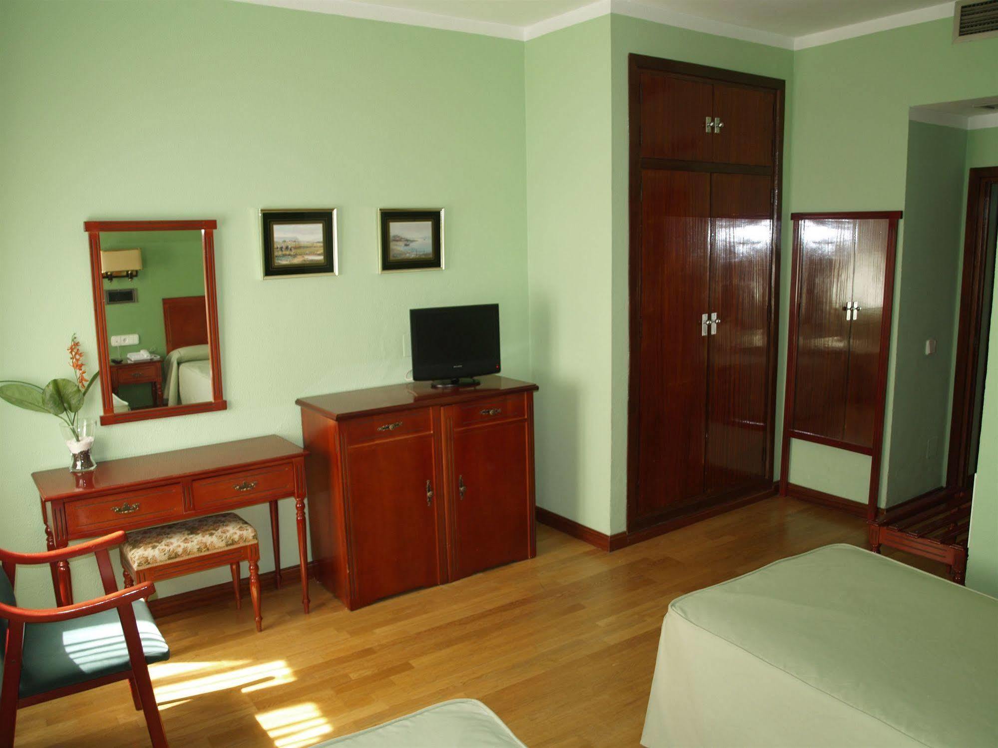 Hotel Serit Jerez de la Frontera Luaran gambar