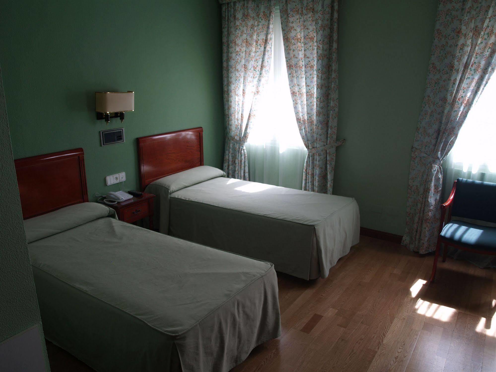 Hotel Serit Jerez de la Frontera Luaran gambar